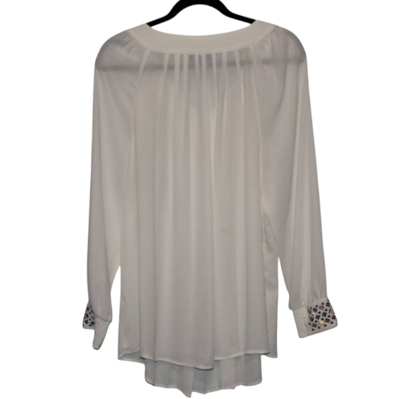 Alfani Embellished Pleated V-neck Long Sleeve Flowy Tunic, Off White, 16 - Picture 2 of 6